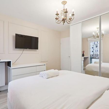 Appartement Design Pres Defense Bezons Exteriör bild