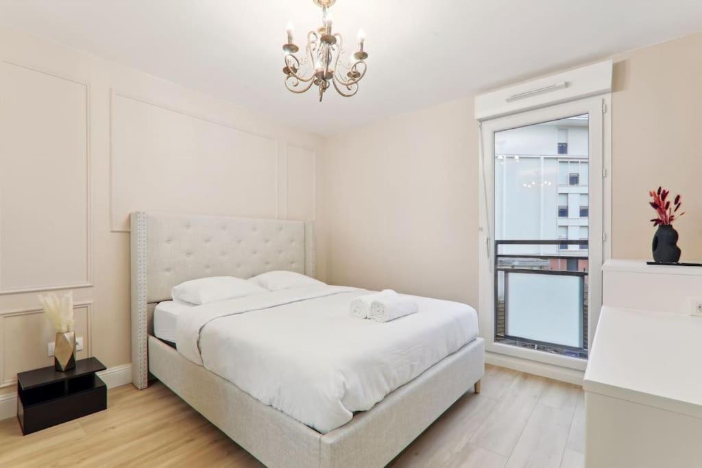 Appartement Design Pres Defense Bezons Exteriör bild
